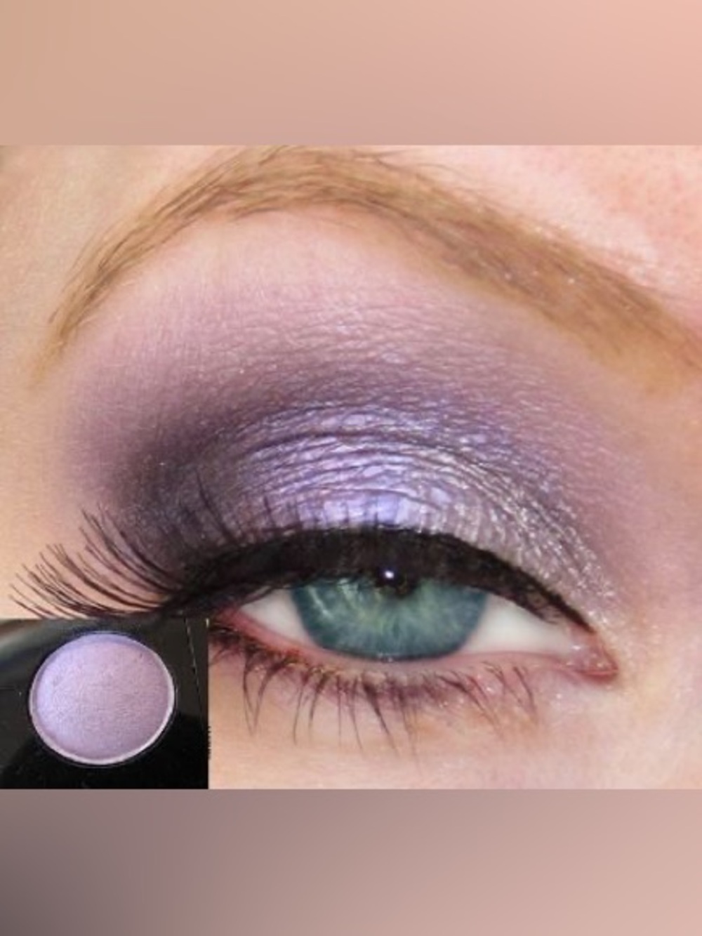 MAC Cosmetics Veluxe Pearl Eyeshadow Single - Beautiful Iris - Picture 8 of 16